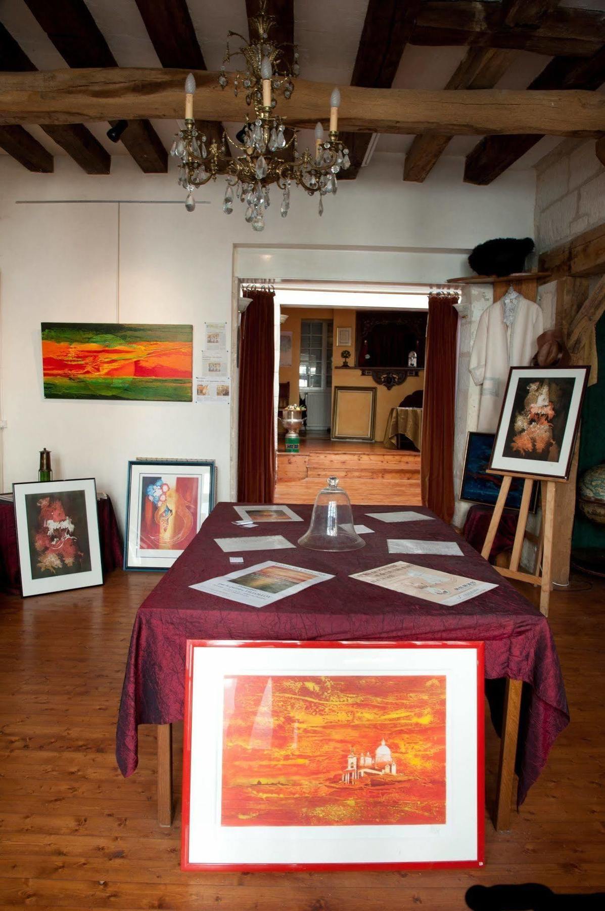 La Demeure Saint-Ours Bed & Breakfast Loches Exterior photo
